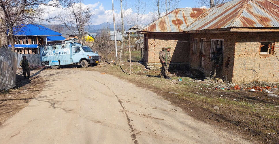 जम्मू-कश्मीर में सुरक्षा बलों का व्यापक अभ्यास