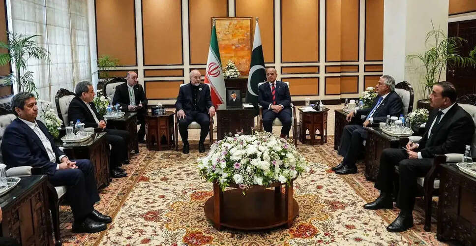 ईरान की वार्ता में शोक और शक्ति का प्रतीक