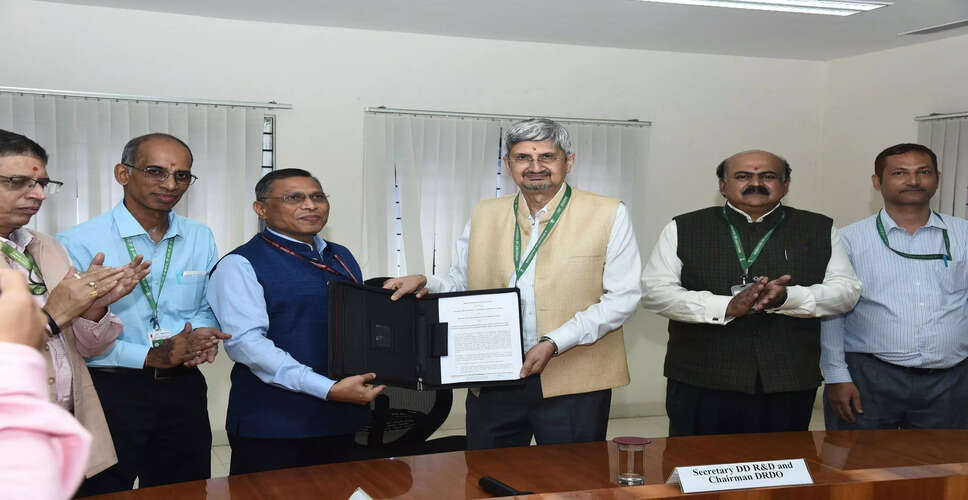 डीआरडीओ ने उन्नत सामग्री प्रौद्योगिकी का उद्योग में हस्तांतरण किया