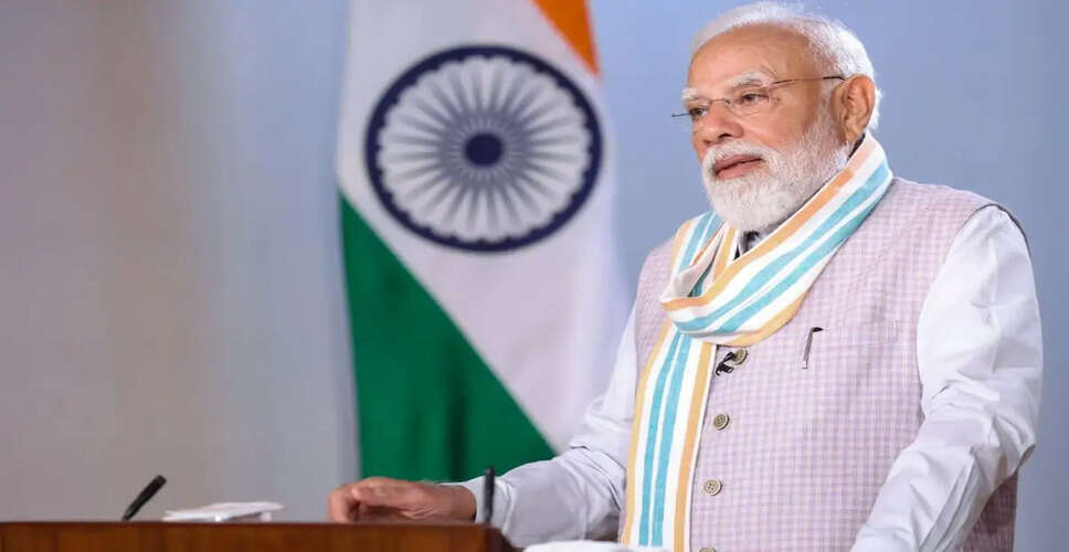 प्रधानमंत्री मोदी का पश्चिम बंगाल दौरा: विकास परियोजनाओं का उद्घाटन और योग दिवस समारोह