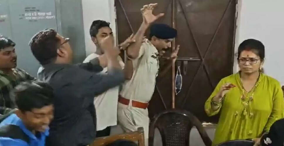 बिहार में 5वीं कक्षा की छात्रा ने आत्मदाह की कोशिश, स्कूल में मची अफरा-तफरी