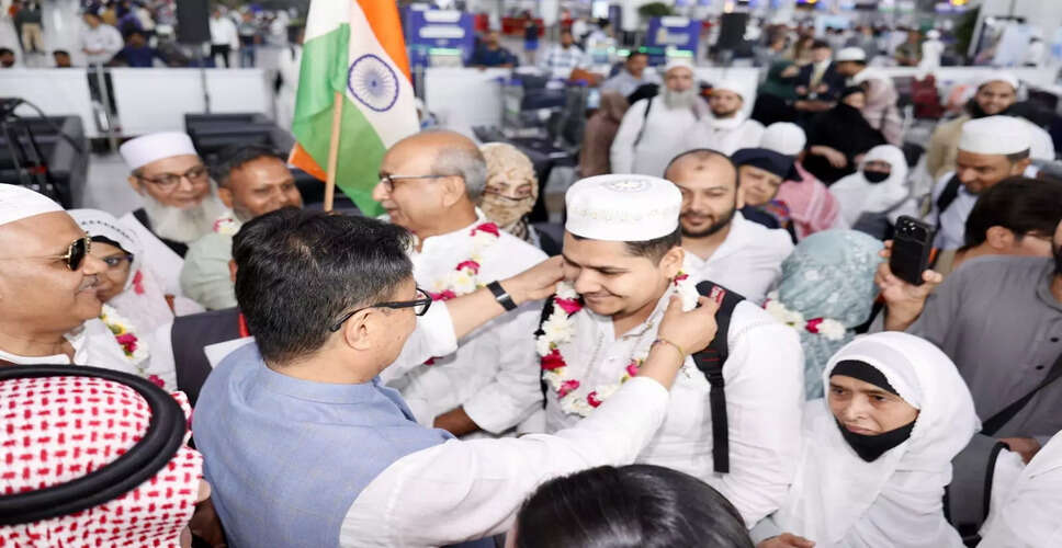 हज यात्रा के लिए भारतीय तीर्थयात्रियों की सहायता में 'टीम इंडिया' का योगदान