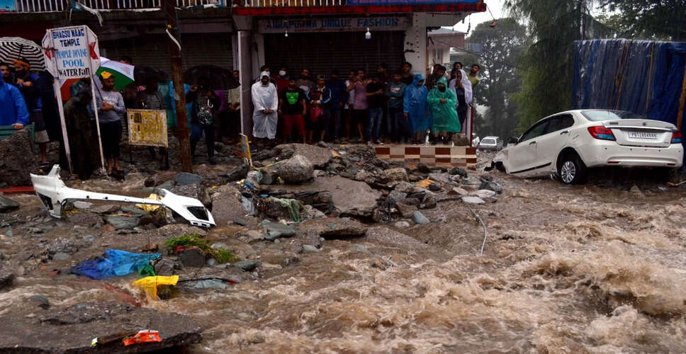 हिमाचल प्रदेश में मानसून से भारी तबाही, 1500 से अधिक परिवार बेघर