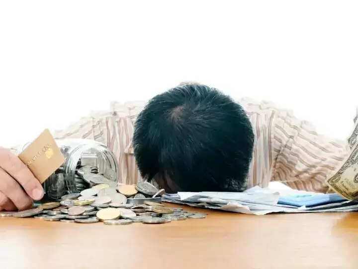 धन संबंधी गलतियों से बचें: वास्तु शास्त्र के अनुसार उपाय