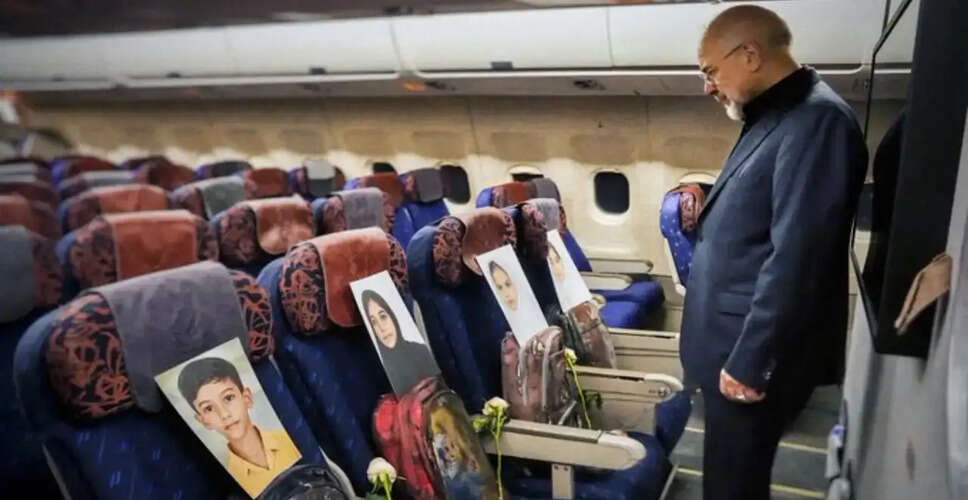 ईरान ने ट्रंप की समुद्री नाकेबंदी पर किया मजाक