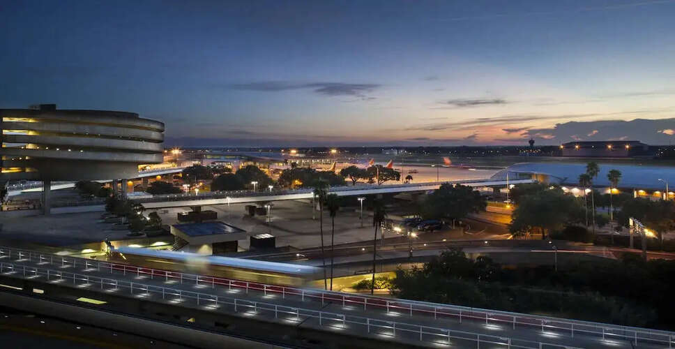 टैम्पा अंतरराष्ट्रीय हवाई अड्डे ने पजामों पर प्रतिबंध लगाने की घोषणा की