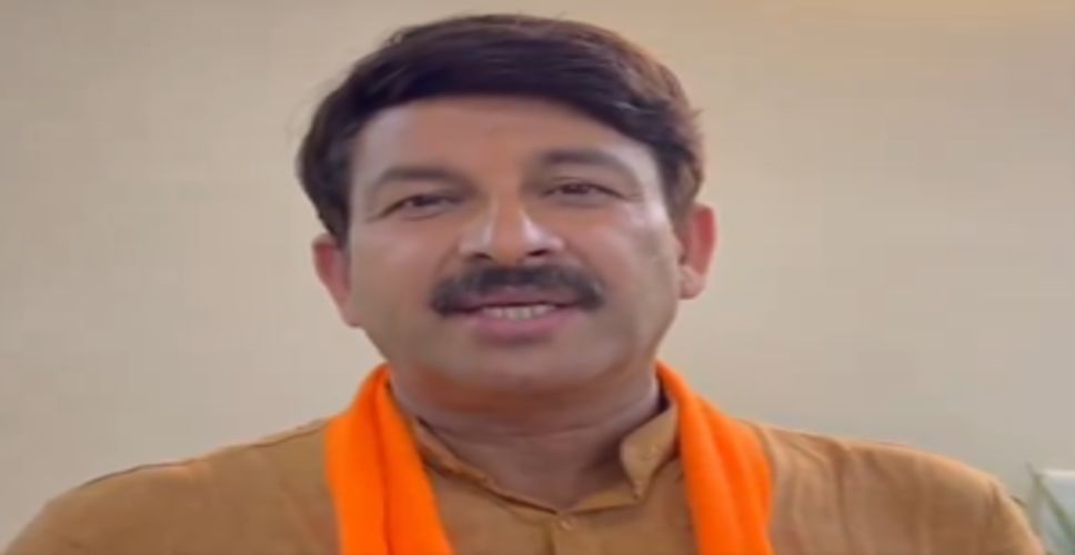 सीएम केजरीवाल के दावों पर मनोज तिवारी का जवाब, कहा- 'कमियों को छुपाने के लिए भ्रम फैलाने की कोशिश'