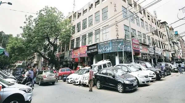 दिल्ली में सेकेंड हैंड कार खरीदने का सस्ता तरीका