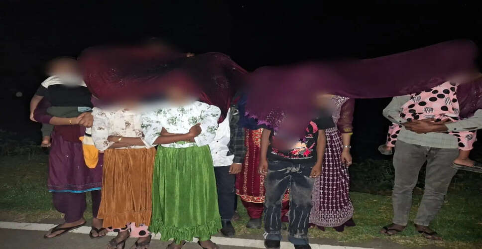 असम में 20 विदेशी नागरिकों को बांग्लादेश वापस भेजा गया