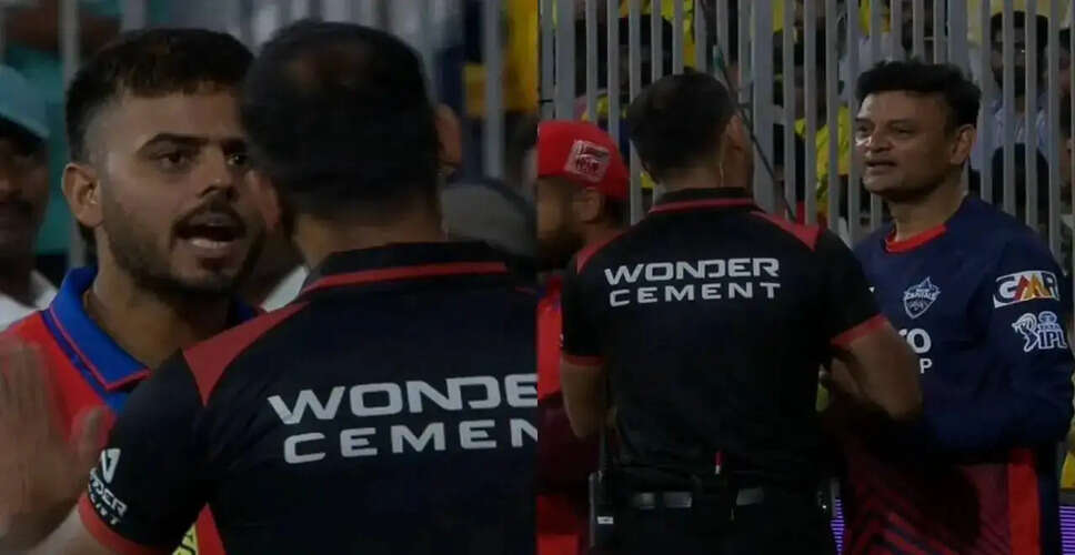 दिल्ली कैपिटल्स और चेन्नई सुपर किंग्स के बीच विवादित मैच में ग Gloves बदलने से मना किया गया