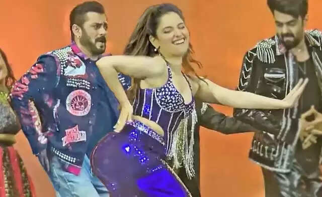 सलमान खान का धमाकेदार प्रदर्शन दोहा में, वायरल हुए वीडियो