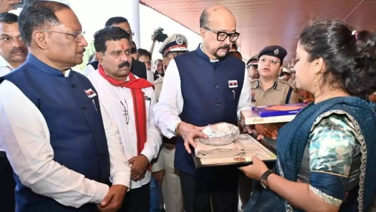 पुलिस स्मृति दिवस पर शहीद जवानों को श्रद्धांजलि, छत्तीसगढ़ में शांति का संकल्प