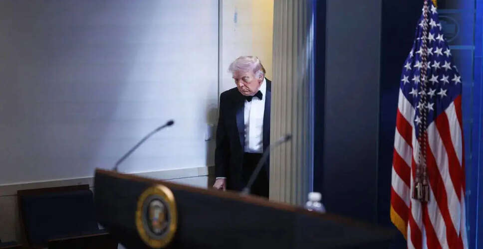 व्हाइट हाउस संवाददाता डिनर में गोलीबारी: ट्रंप ने विवादास्पद मैनिफेस्टो पर प्रतिक्रिया दी