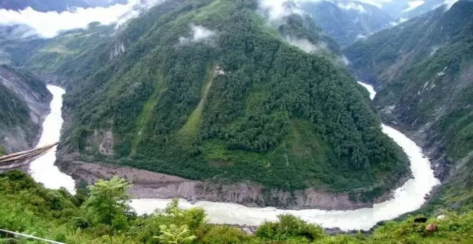 ब्रह्मपुत्र: भारत की अनोखी नदी जो पिता के रूप में जानी जाती है
