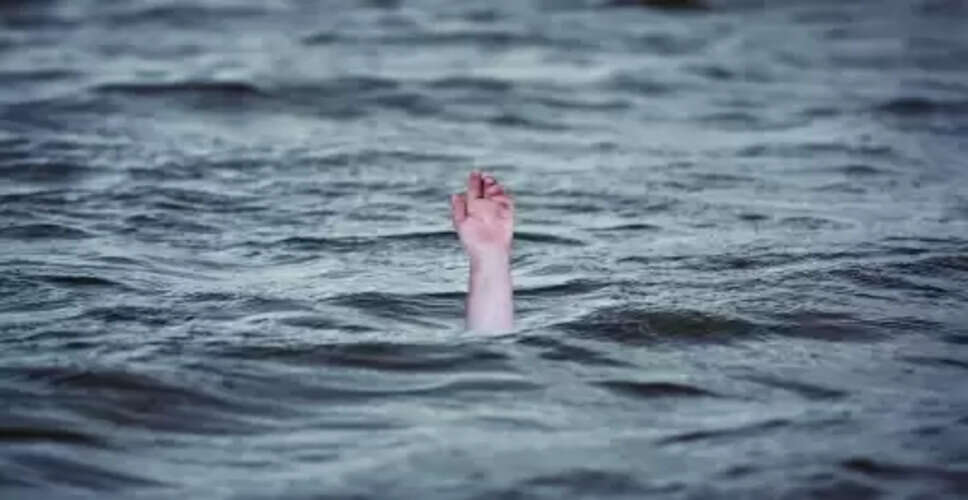 केरल के मछुआरों की नाव से टकराया भारतीय मालवाहक जहाज, दो की मौत