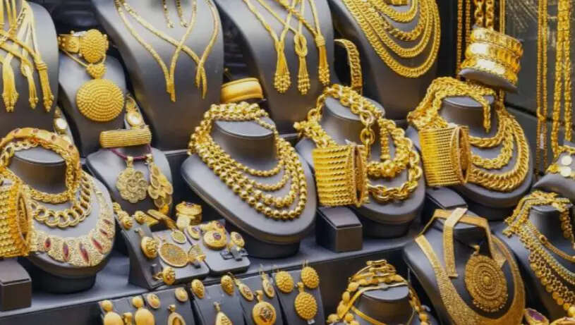 सोने और चांदी की कीमतें अंतरराष्ट्रीय बाजारों में नई ऊंचाइयों पर