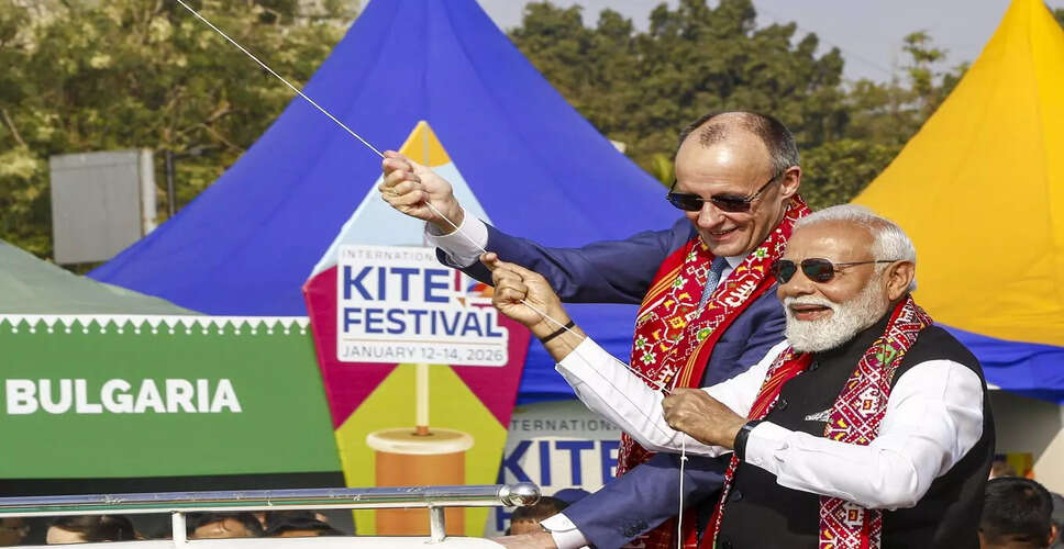 अहमदाबाद में अंतरराष्ट्रीय पतंग महोत्सव-2026 का उद्घाटन