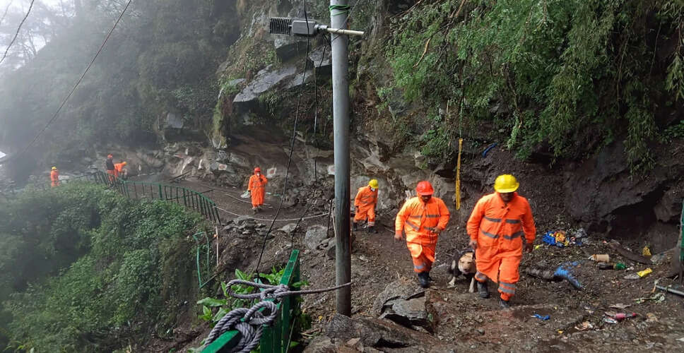 उत्तराखंड में मूसलाधार बारिश से भूस्खलन, 2 मजदूरों की मौत और 9 लापता