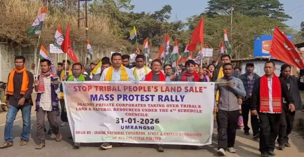 उमरंगसो में जनजातीय भूमि की बिक्री के खिलाफ विशाल प्रदर्शन