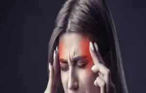 सिरदर्द के प्रकार और घरेलू उपचार: जानें कैसे पाएँ राहत