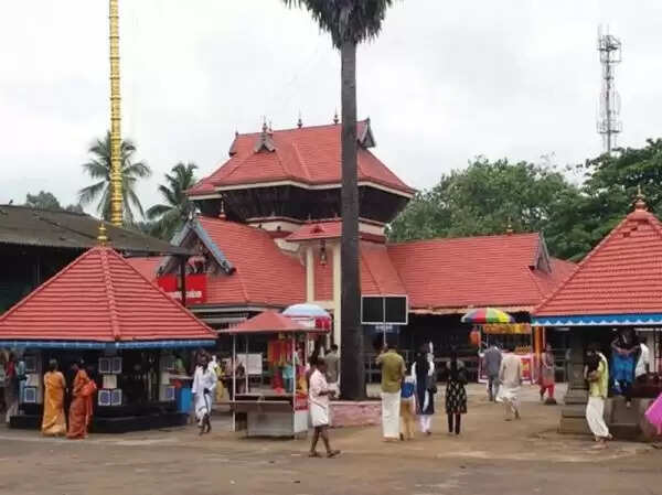 भारत के अनोखे मंदिर जहां पुरुषों का प्रवेश वर्जित है