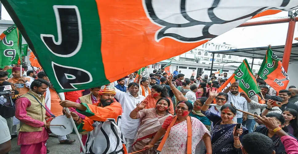 पश्चिम बंगाल में भाजपा की जीत के बाद धार्मिक उत्सवों का माहौल