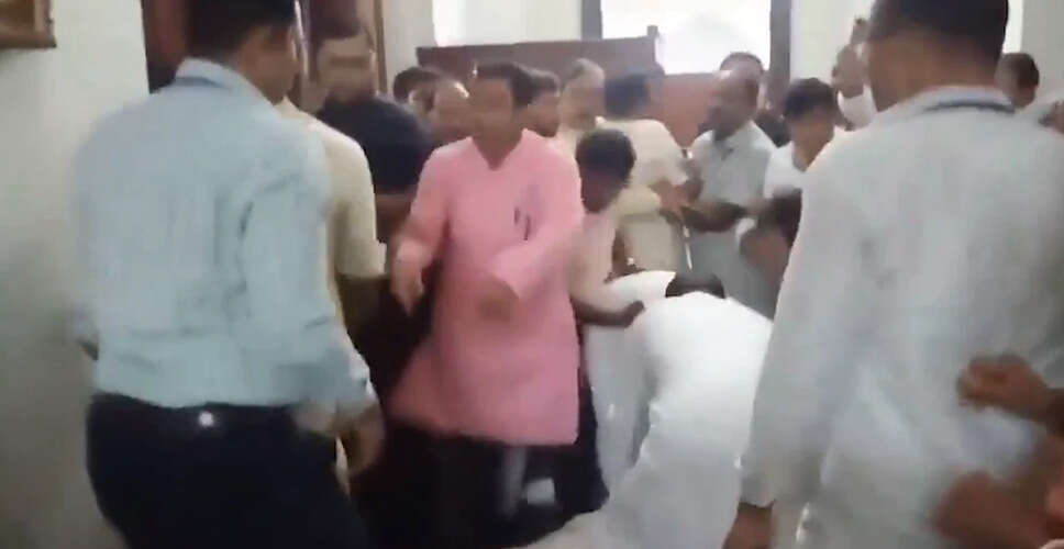 पश्चिम बंगाल विधानसभा में भाजपा विधायक का निलंबन और मुख्यमंत्री का बयान