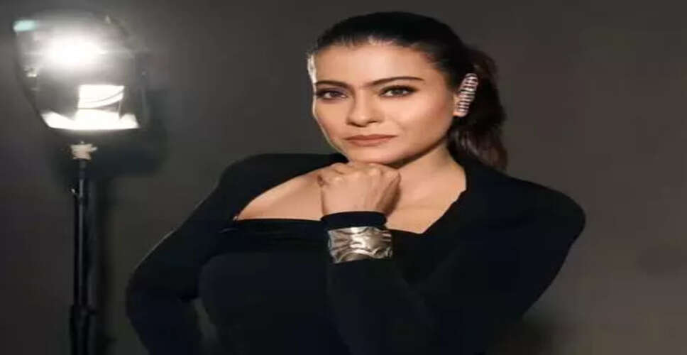 काजोल ने 'बाज़ीगर' के 32 साल पूरे होने का जश्न मनाया