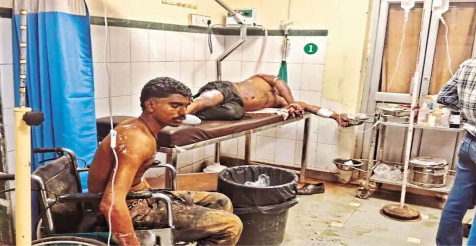 शादी समारोह में आग लगने से तीन लोगों की मौत, कई घायल