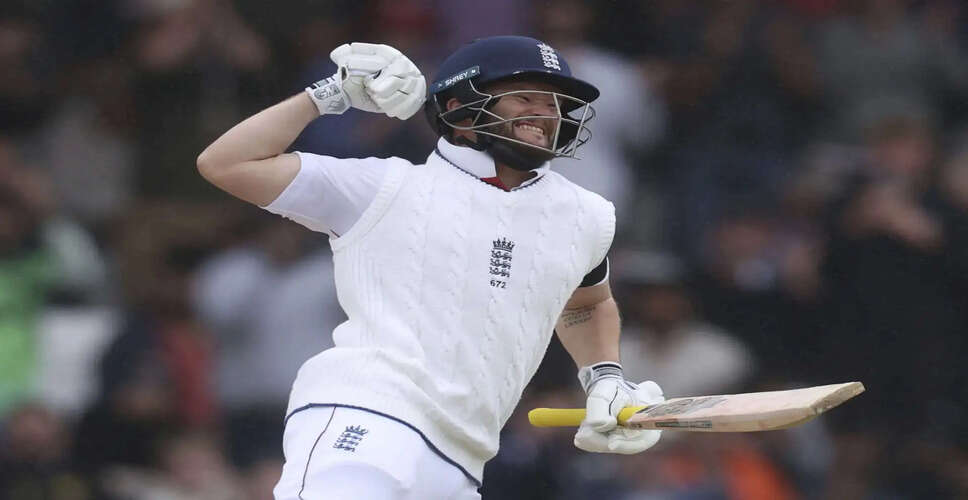 बेन डकेट को तेज़ी से चलाने पर 700 पाउंड का जुर्माना