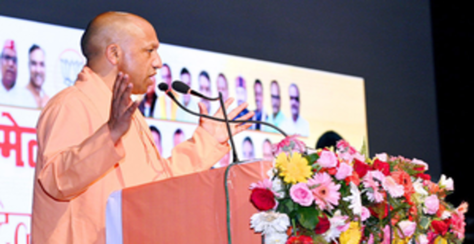 तुष्टीकरण बनाम राष्ट्रवाद, भ्रष्टाचार बनाम जीरो टॉलरेंस के बीच है मुकाबला : मुख्यमंत्री योगी
