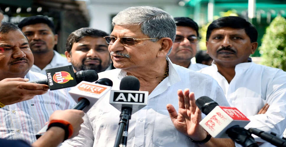 बिहार में एनडीए की एकजुटता पर जोर, महागठबंधन को बताया धोखेबाजों का गिरोह