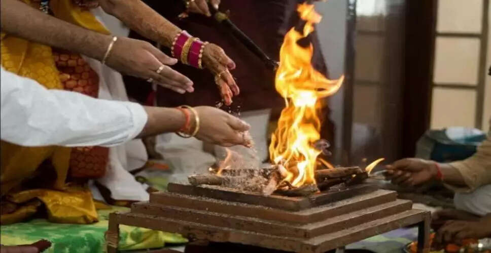 हवन का महत्व: धार्मिक और वैज्ञानिक दृष्टिकोण