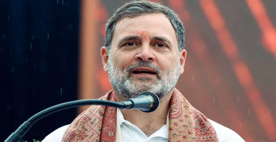 राहुल गांधी की केरल यात्रा: महिला श्रमिकों के साथ चाय बागान में बिताया समय