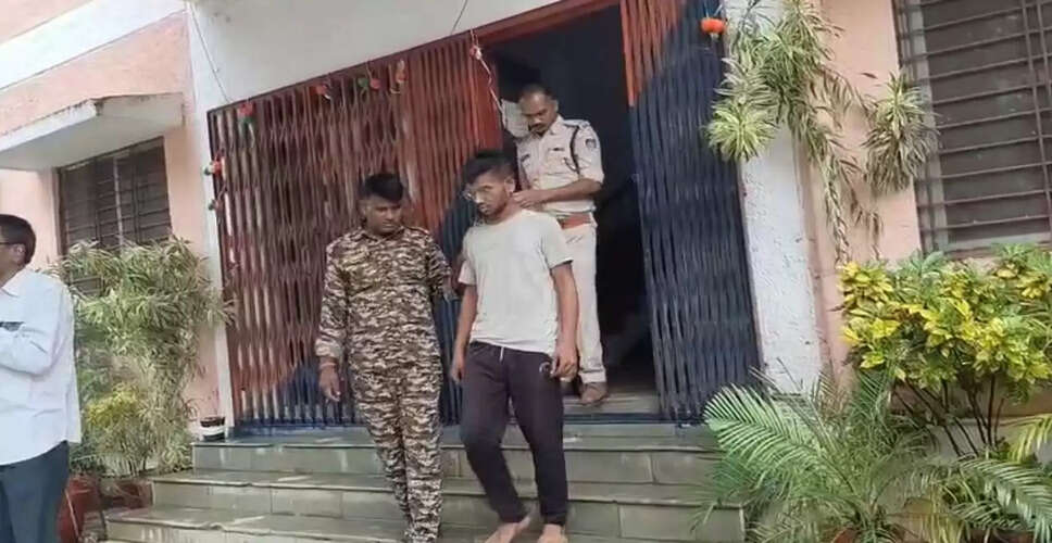 19 वर्षीय युवक ने ऑनलाइन गेमिंग के लिए अपने घर से चुराए जेवर