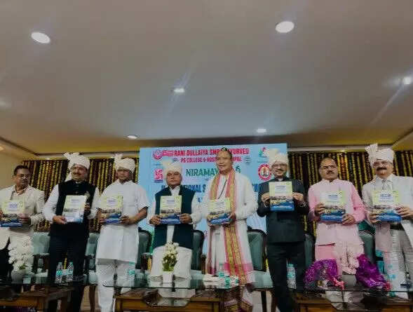 आयुर्वेद और योग का वैश्विक महत्व: मध्यप्रदेश में संगोष्ठी का आयोजन