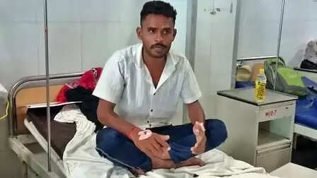 जालौन में गलत मरीज का ऑपरेशन: दो डॉक्टर और तीन नर्स निलंबित