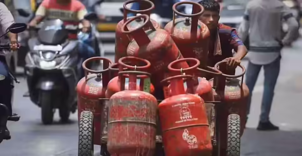 कमर्शियल LPG सिलेंडर की कीमतों में भारी वृद्धि, घरेलू उपभोक्ताओं को राहत