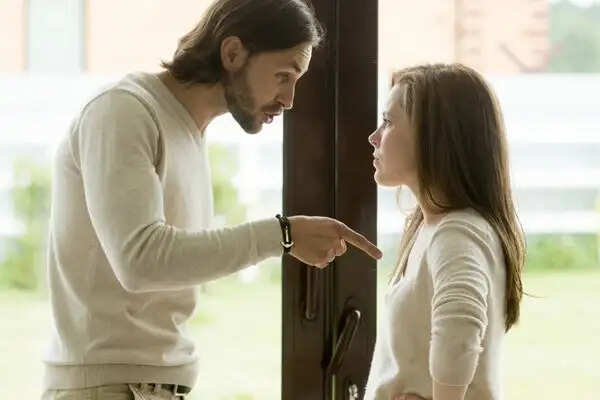 पति-पत्नी के रिश्ते में सुधार लाने वाली आदतें