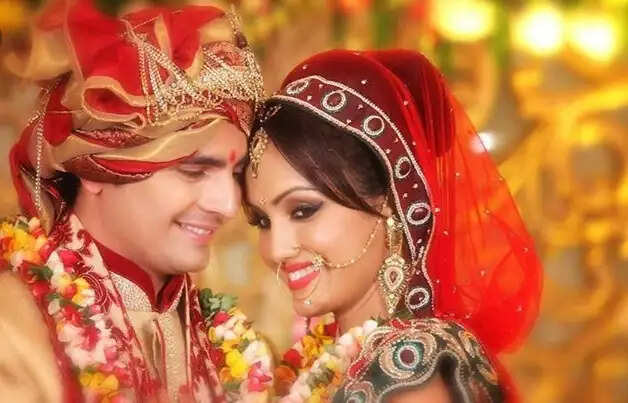 विवाह के लिए शुभ दिशा: नवविवाहित जोड़ों के कमरे का सही स्थान