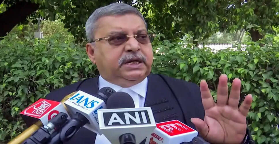 ममता बनर्जी के वफादार कल्याण बनर्जी ने अभिषेक बनर्जी पर उठाए सवाल
