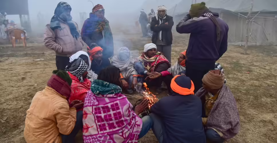 उत्तर भारत में कड़ाके की ठंड और घने कोहरे का कहर