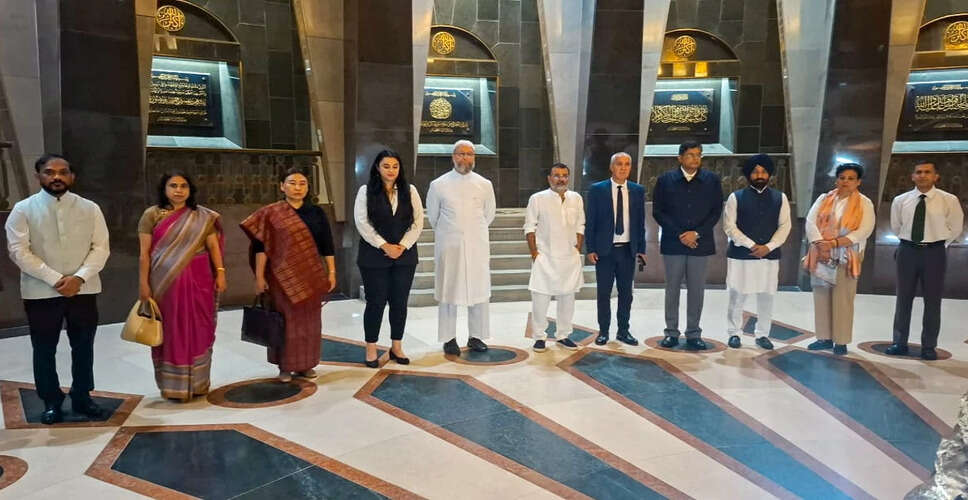 ओवैसी ने पाकिस्तान की आतंकवाद प्रायोजक नीति की आलोचना की