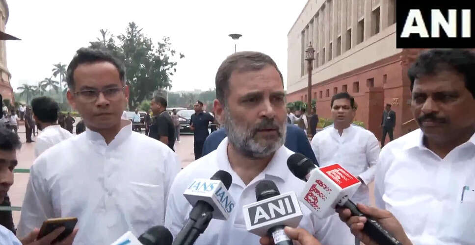 लोकसभा में विपक्ष का हंगामा, राहुल गांधी ने उठाए गंभीर सवाल