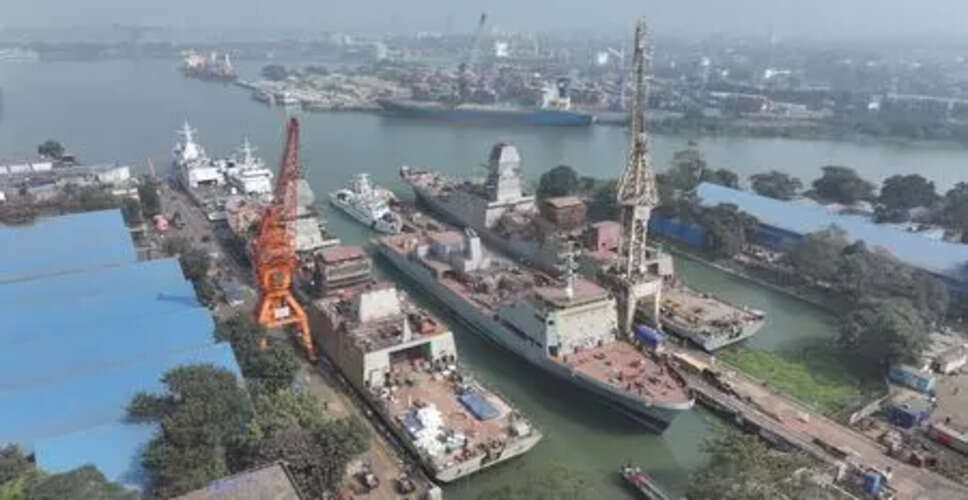भारत के समुद्री क्षेत्र को सशक्त बनाने के लिए 69,725 करोड़ रुपये का पैकेज