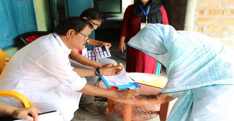 असम में घर पर मतदान की सुविधा, विशेष रूप से सक्षम और वरिष्ठ नागरिकों के लिए