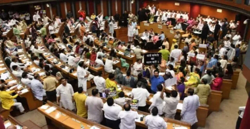 दिल्ली नगर निगम में सियासी विवाद: बैठक बिना नतीजे के समाप्त