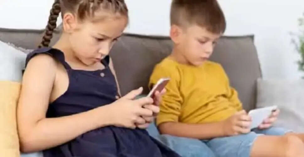 बच्चों के लिए मोबाइल का उपयोग: स्वास्थ्य पर प्रभाव और समाधान