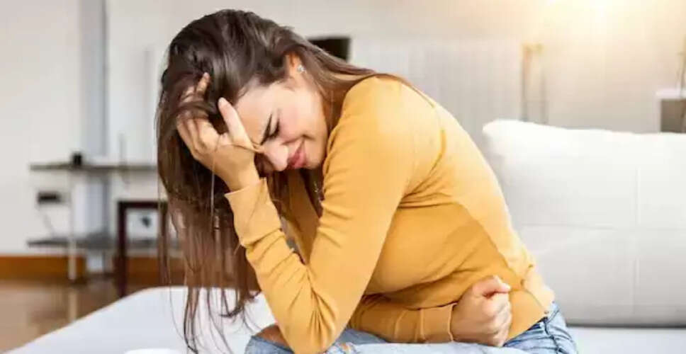 महिलाओं में पीरियड्स के दौरान दर्द: एंडोमेट्रियोसिस के लक्षण और सावधानियाँ