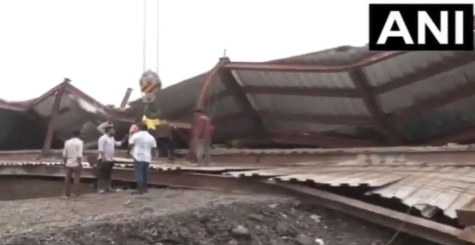 कोलकाता में निर्माणाधीन गोदाम ढहने से 18 लोग घायल, बचाव कार्य जारी
